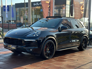Porsche Cayenne S 4.2 V8 Diesel