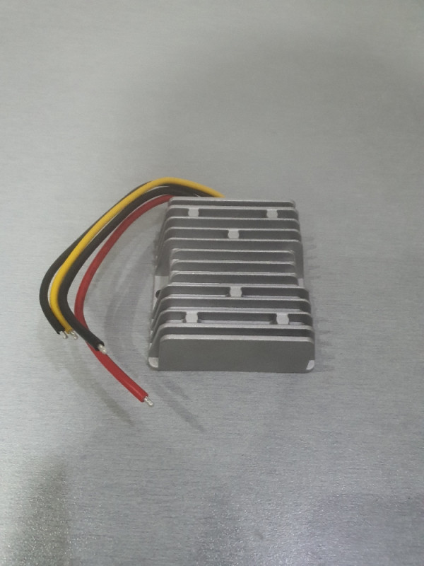 12v stabilizator napona, 10A
