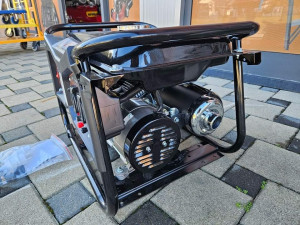 Agregat za struju 6.5 kw na kljuc