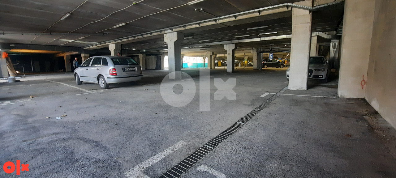 Garažno mjesto Istočno Sarajevo 12.50m2 2