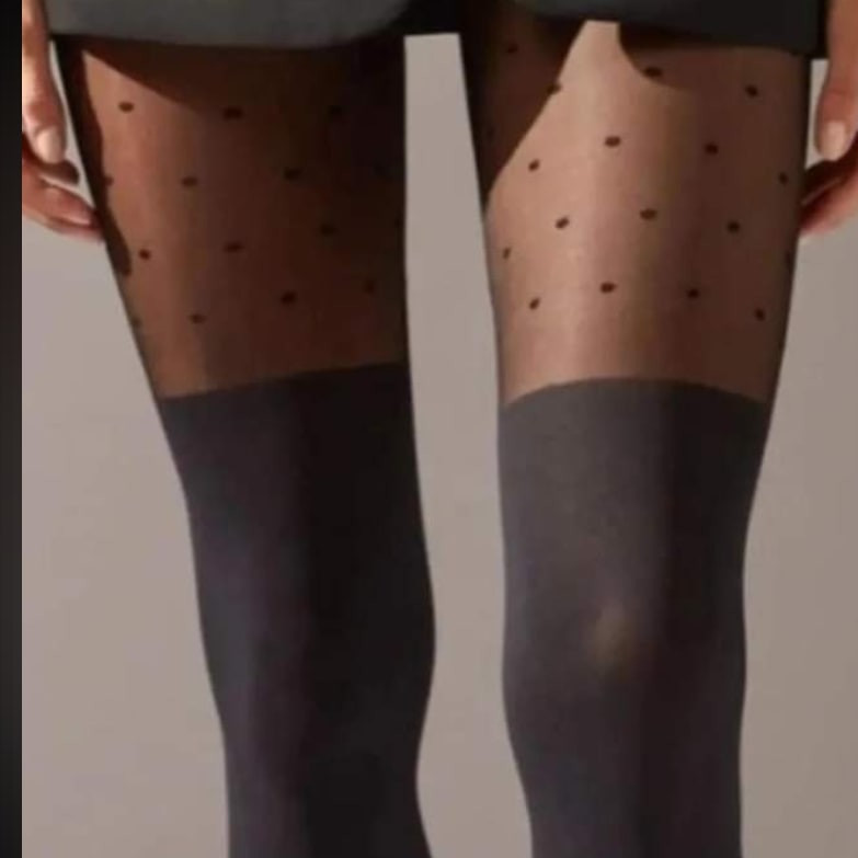 Calze Parigine Calze A Pois Come Abbinare Parigine Con Scarpe Da Ginnastica  Abbinare Calze Parigine E Scarpe