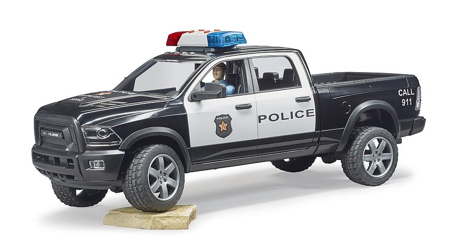 Bruder - RAM policijski džip sa policajcem