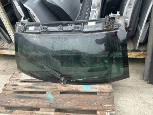 Staklo zadnje prozor Volkswagen Touareg 2008