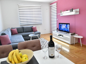 Stan na Dan Istočno Sarajevo Lukavica Hilandarska