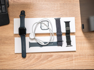 Apple Watch 7 - DETALJNO - (iPhone, pametni sat)