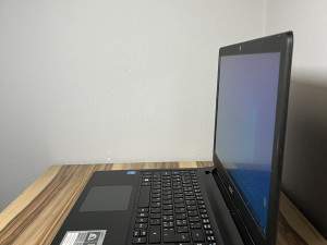 Laptop acer aspire ES 15 Ram 4GB/1000GB HDD