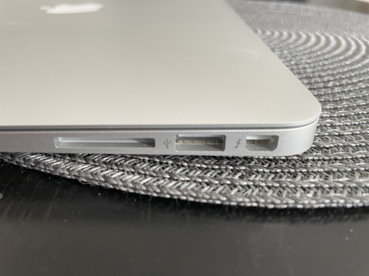 MacBook Air 13"