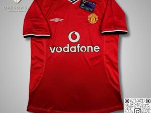 MANCHESTER UNITED retro dres sezona 2000/02