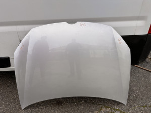 Prednja hauba VW Golf 6
