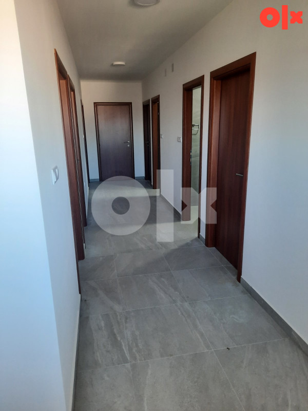 Poslovni prostor Laktasi 140m2 9