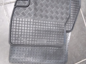 PATOSNICE PODMETAČI GUMENI FORD FOCUS 3 2011-