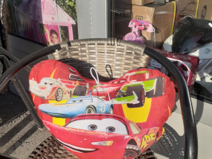 Jastuk srce, Mc Queen, jurić auta  autici igracke