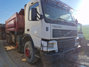 Volvo FM7-12 4 osovine kiper
