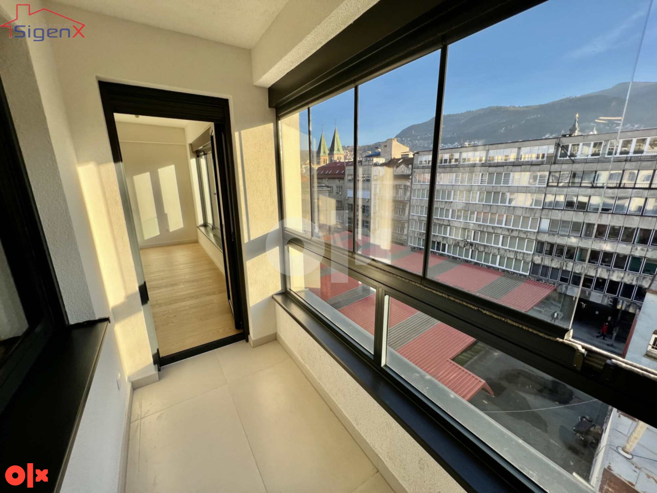 Moderan dvosoban stan/Novogradnja/top lokacija/garaža 10