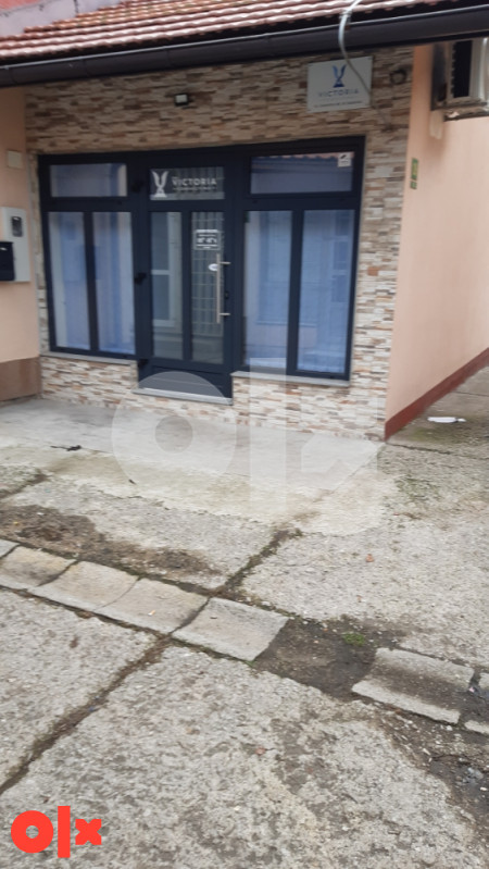 Poslovni prostor Banovići 2
