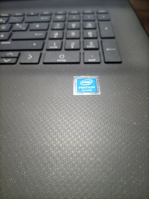Laptop HP 17-cn0623ng (Dijelovi)