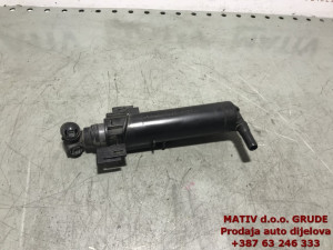 Brizgaljka šprica fara DESNA Audi A5 2014 8T0955102D