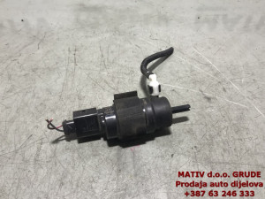 Pumpica za brisače Audi A5 2014 8K5955647