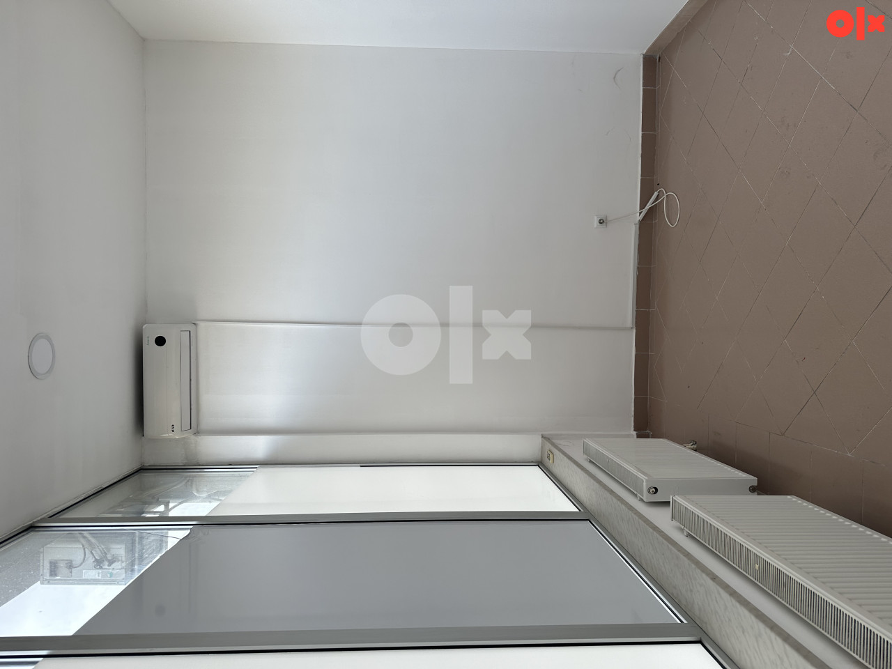 Poslovni prostor Brčko 90m2 preko puta Doma zdravlja 8