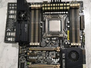 Asus Sabertooth TUF x79, I7 3820