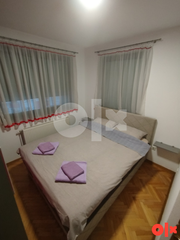 Stan na dan Doboj APARTMAN "LENA"
