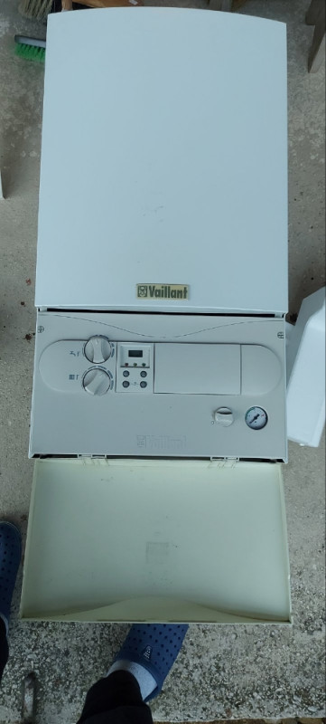 Vaillant dimnjacni bojler 24kW