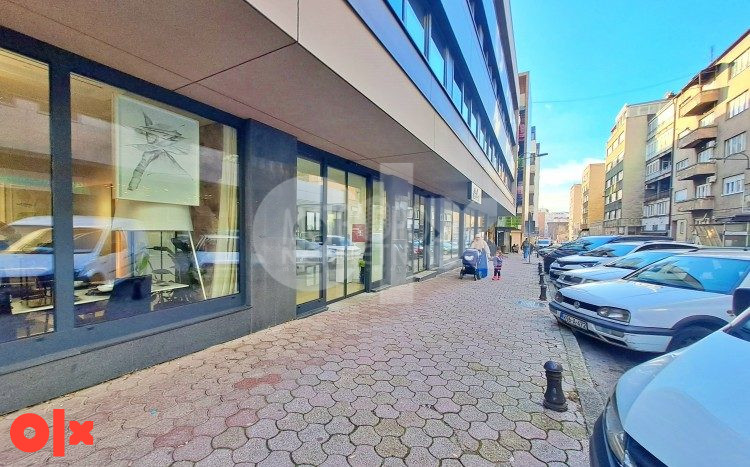 Poslovni prostor u prizemlju kod Katedrale, Centar 6