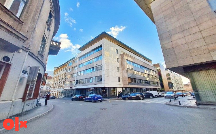 Poslovni prostor u prizemlju kod Katedrale, Centar 7
