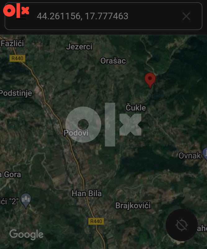 Plac sa ruševnom kućom 3