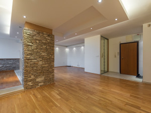 Renoviran Trosoban Stan - Sarajevo Centar - Ciglane 78m2 photo 5