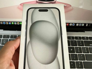 Apple iPhone 15 128GB Black