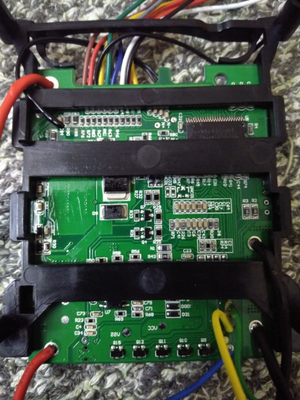 ELEKTRONIKA BATERIJE ELEKTRIČNOG SKUTERA