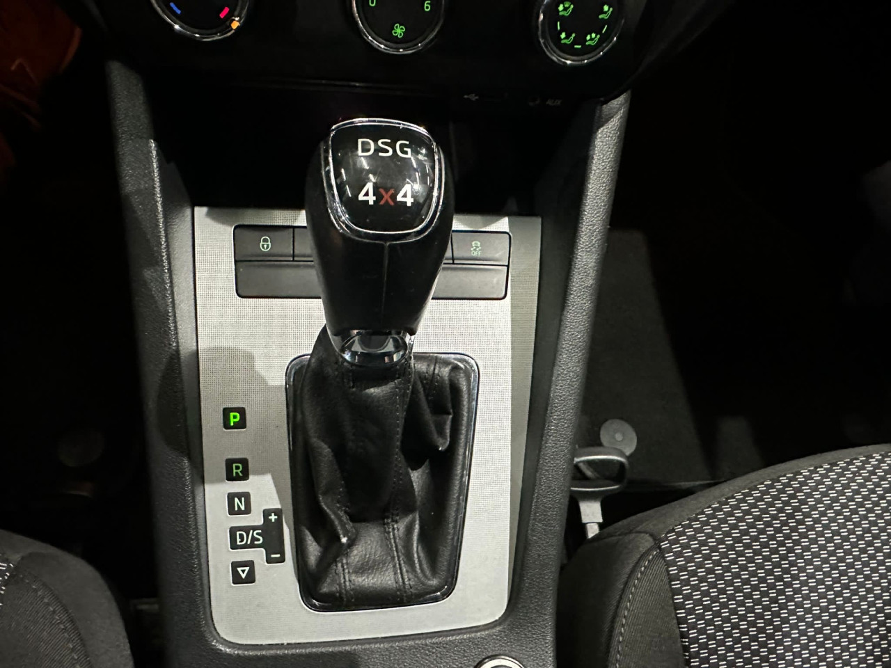 ŠKODA OCTAVIA DSG 4X4 1.8 BENZIN, 2013 GOD.,NAVIGACIJA