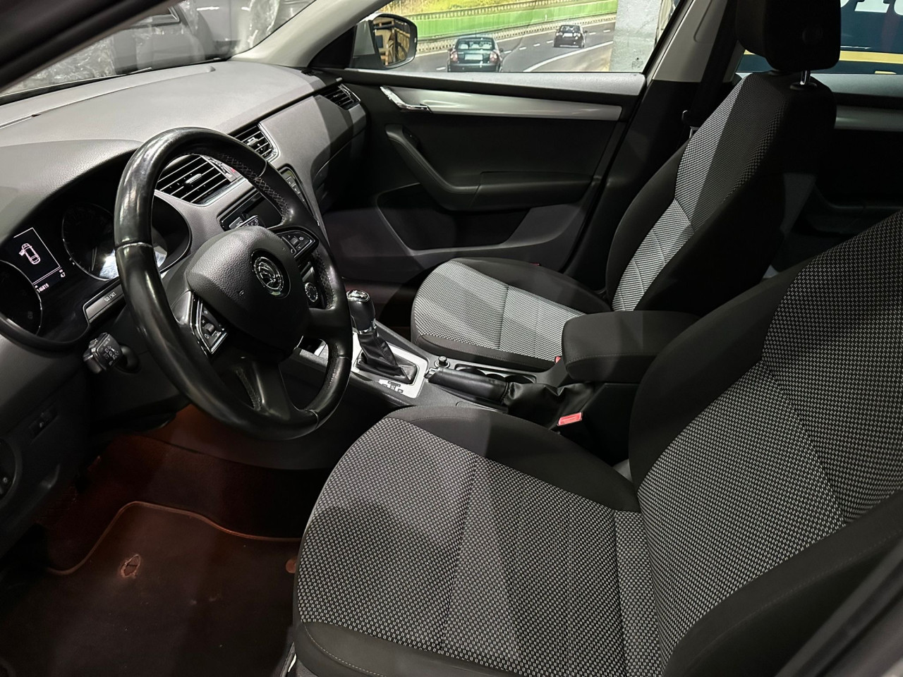 ŠKODA OCTAVIA DSG 4X4 1.8 BENZIN, 2013 GOD.,NAVIGACIJA