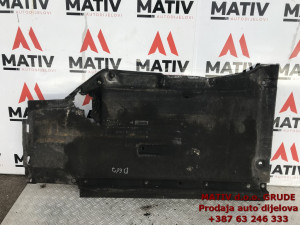 Podna zaštita DESNA Audi A4 B9 8W 2016