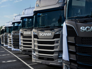 *Uvoz i prodaja SCANIA vozila po narudžbi*066 717 636*