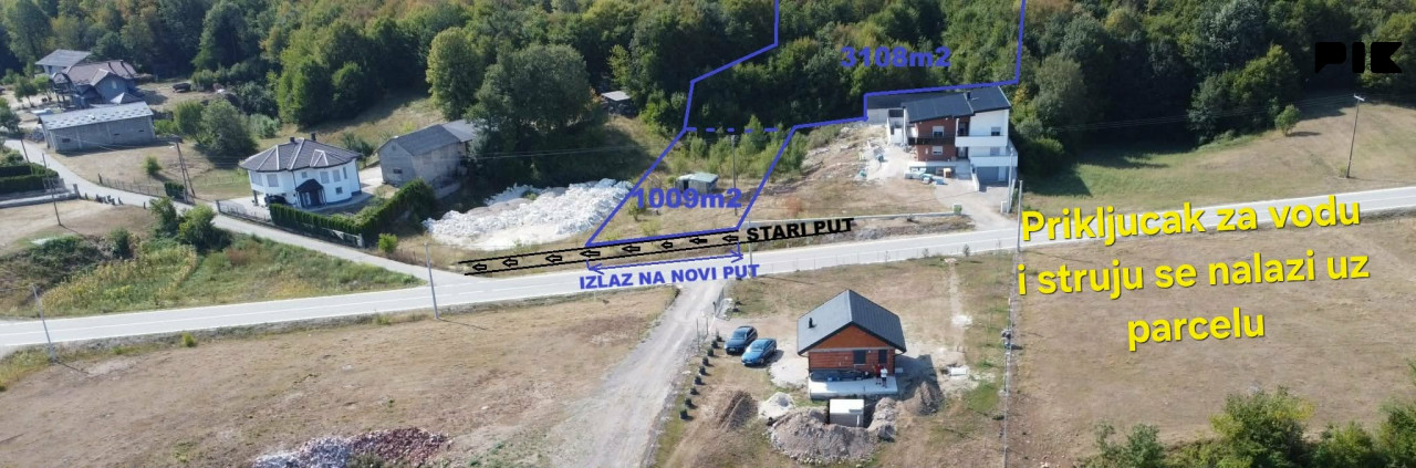 GRADNJA DOZVOLJENA / VODA I STRUJA NA PARCELI! 2