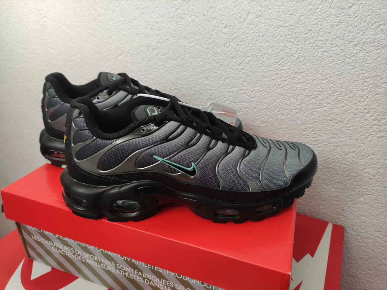 nike tn particle grey