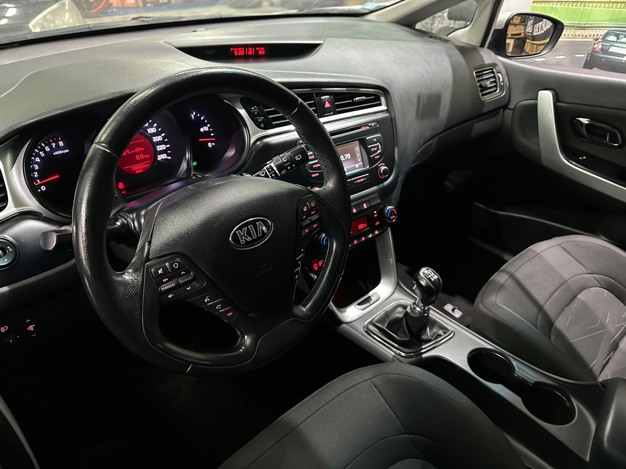 KIA CEED 1.4 DOHC, 2017 GOD,1 VLASNIK, REGISTROVANA
