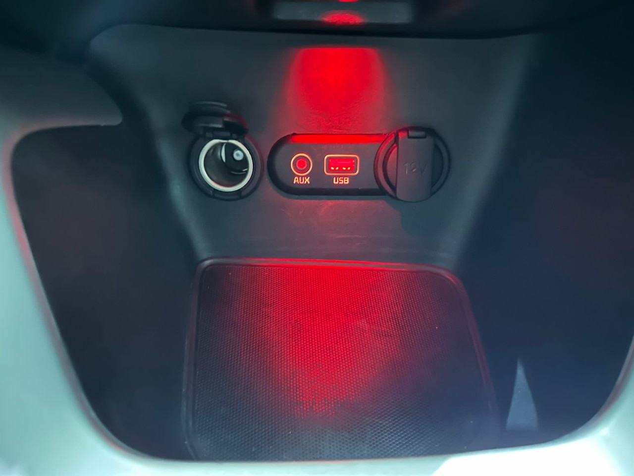 KIA CEED 1.4 DOHC, 2017 GOD,1 VLASNIK, REGISTROVANA
