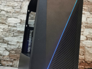 Racunar gaming Ryzen 3600, rx 6600, 500 ssd, rgb