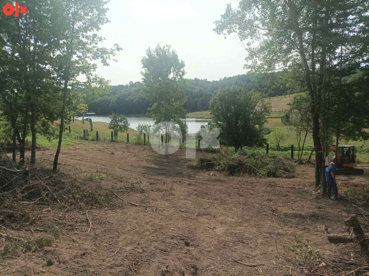 Placevi zemljište pored jezera Slatina 3