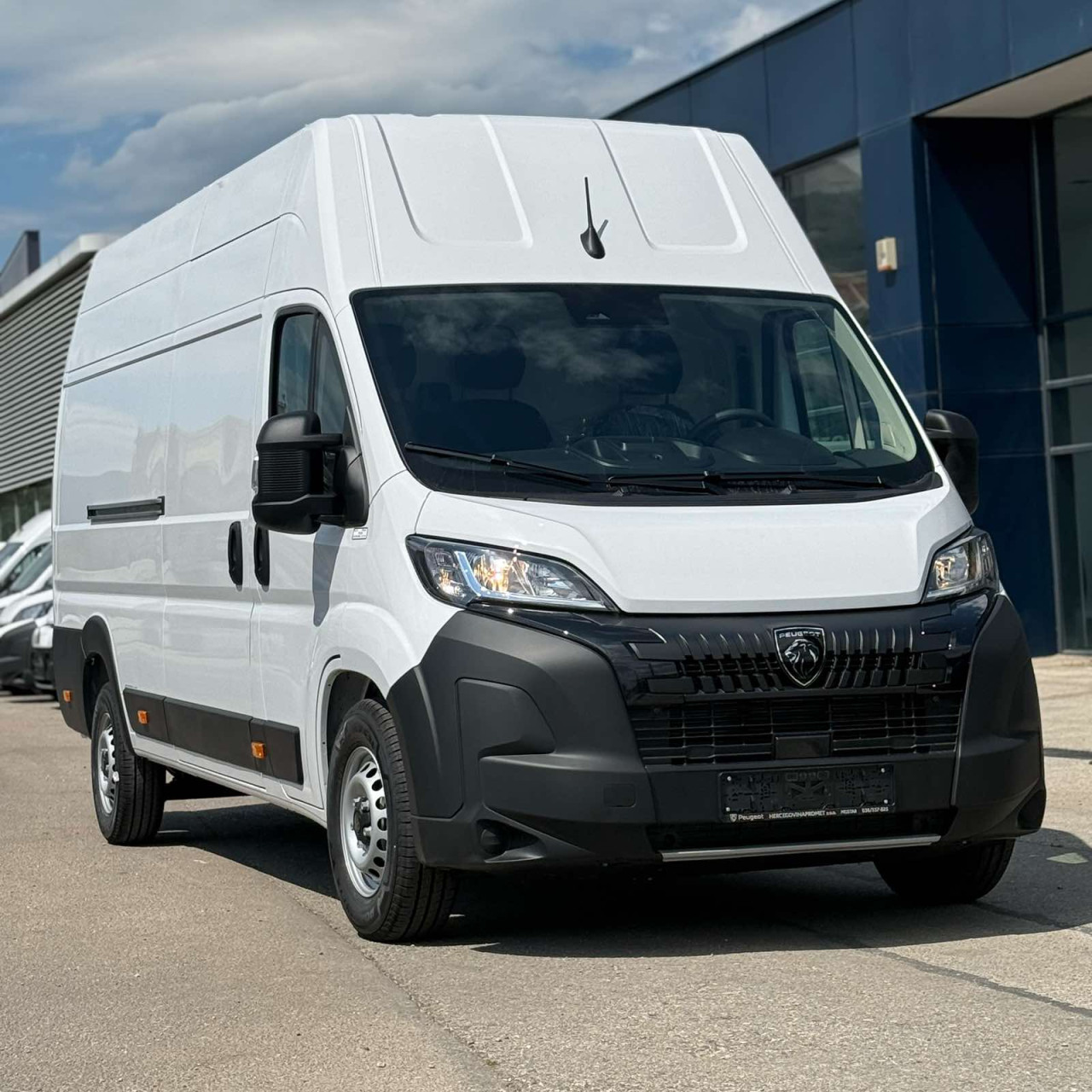 Peugeot Boxer FG Confort 435 L4H3 2.2 BlueHDi 140 STT