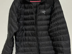 Arcteryx pernata izolaciona muška jakna S
