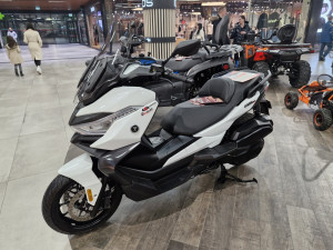 VOGE SR4 MAX SKUTER MOTOR