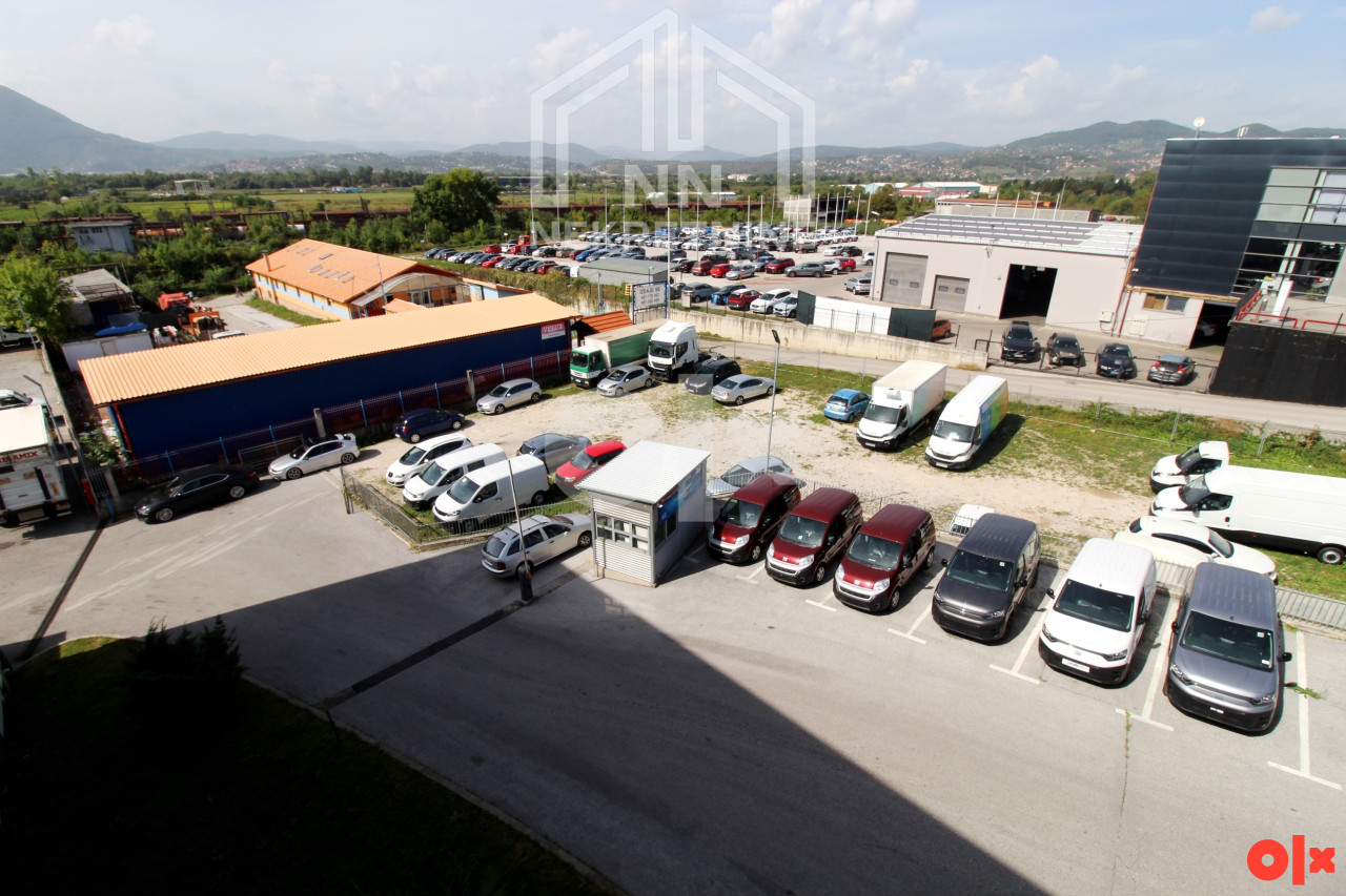 NN Nekretnine: Poslovni prostor 325m2 - Rajlovac 4
