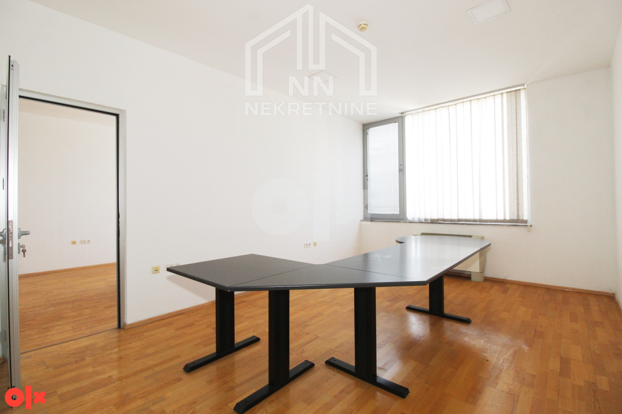NN Nekretnine: Poslovni prostor 325m2 - Rajlovac 15