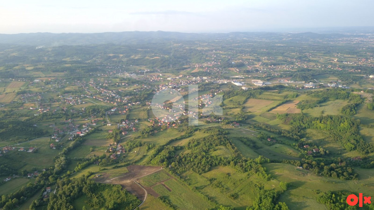 Zemljište, plac, placevi, potok. 12