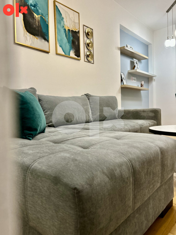 23 Stan na dan Banja Luka s pogledom na trg ,centar 065 978 328 4