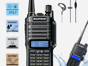 Motorola uv 5r  1+2kom